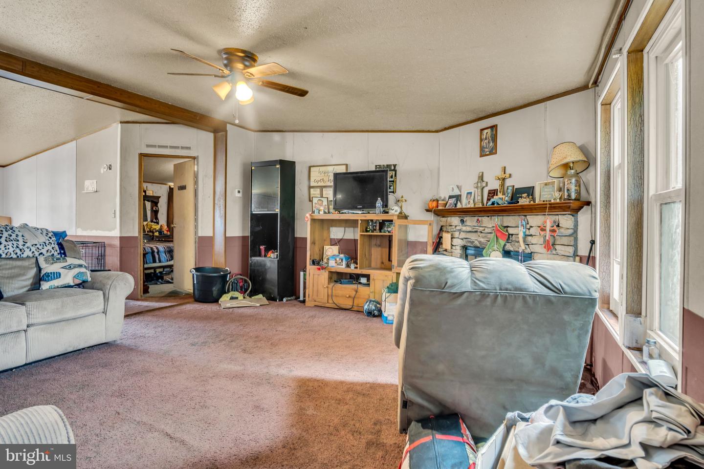 10 Dusk St #2b Property Photo 2
