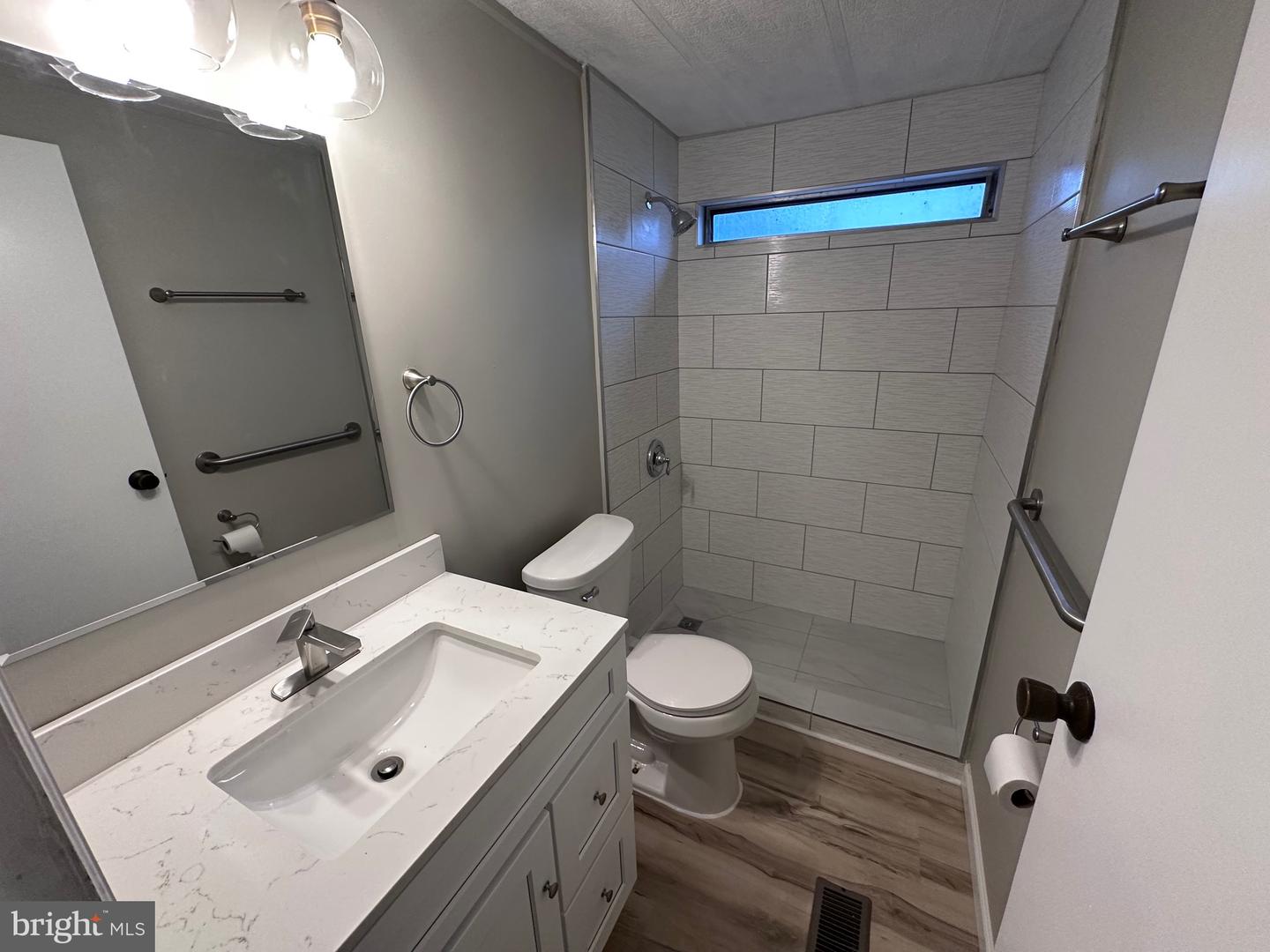 58 Ridgedale Ave Property Photo 9