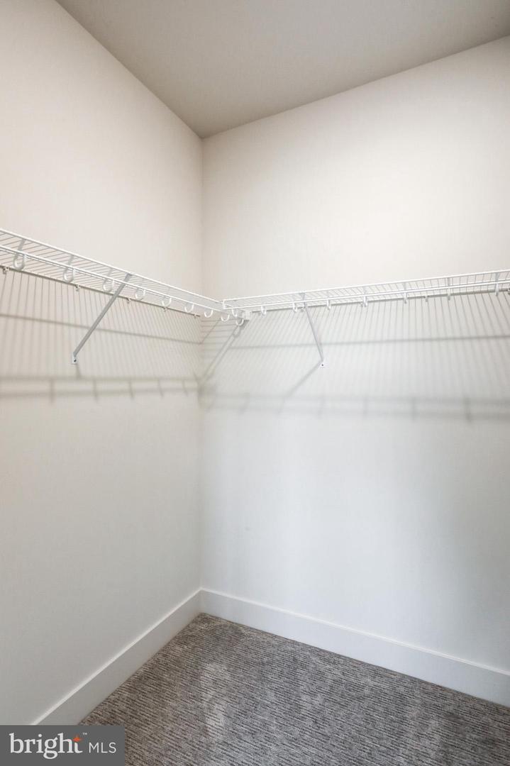205 Parkside Pl Property Photo 44
