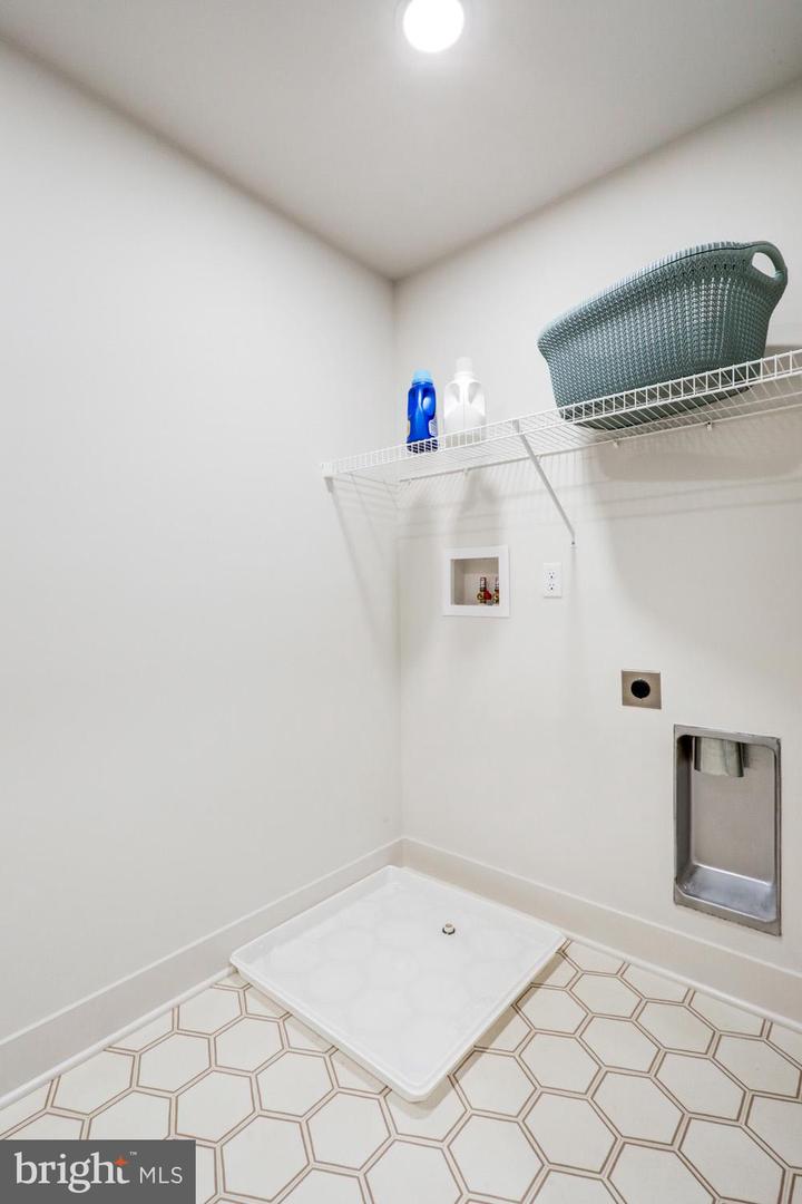 205 Parkside Pl Property Photo 52