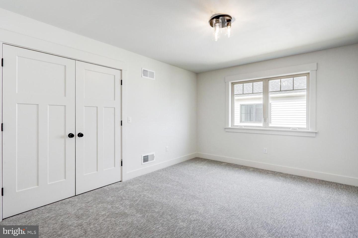 205 Parkside Pl Property Photo 53