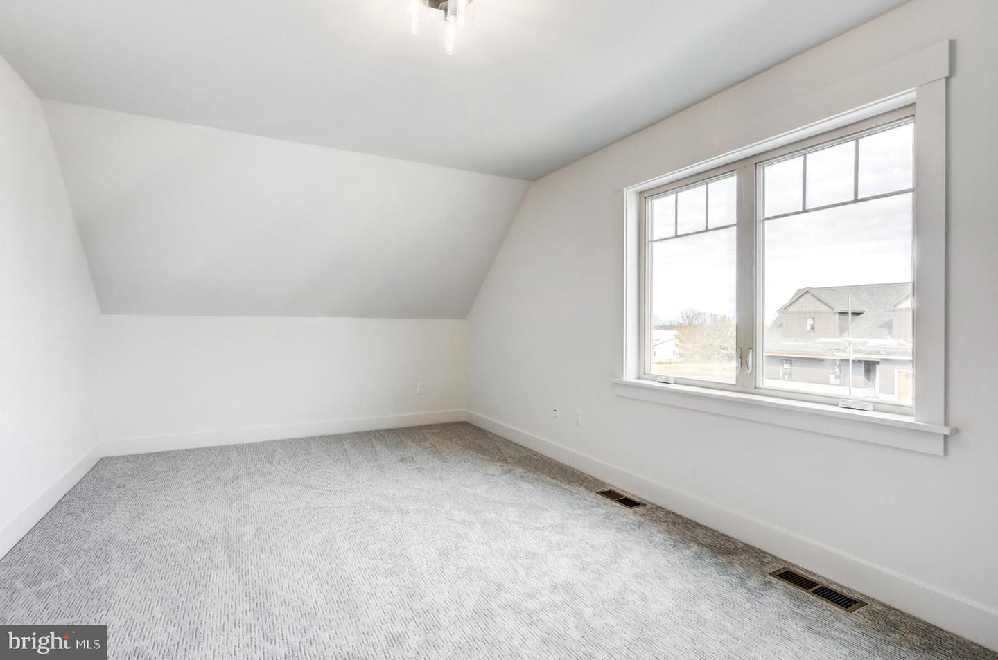 205 Parkside Pl Property Photo 55