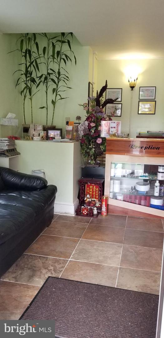 Nail Salon Property Photo 10