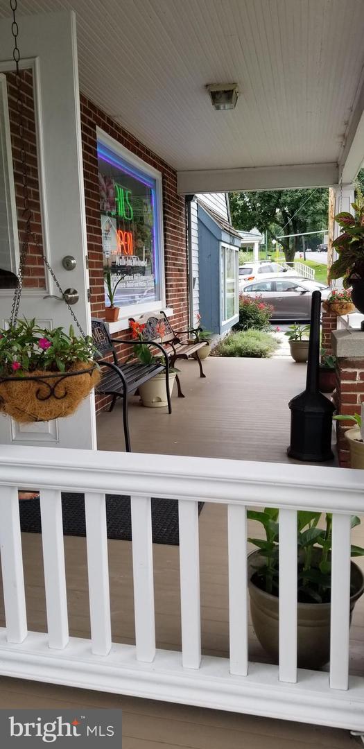 Nail Salon Property Photo 17