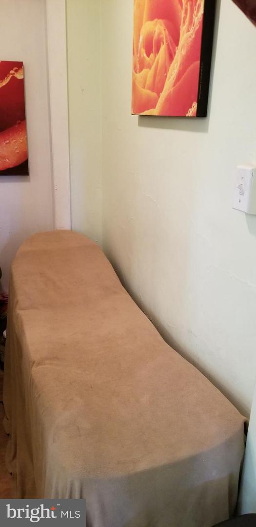 Nail Salon Property Photo 18