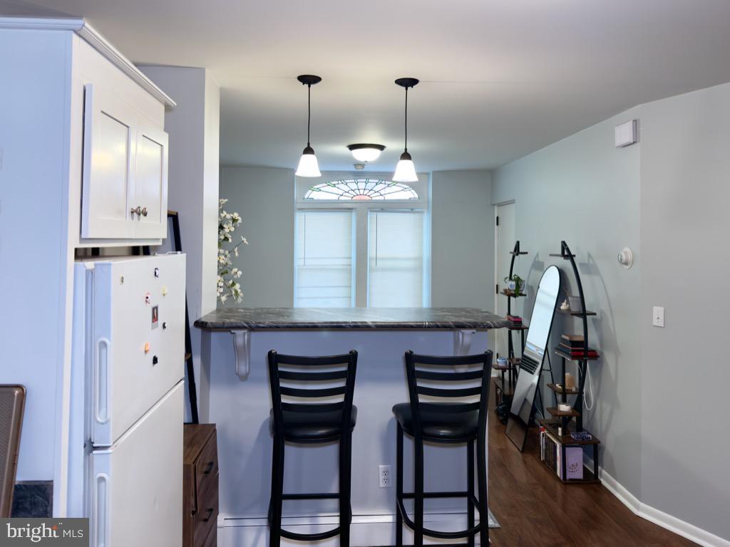 11 Apartments Near Lgh (3 Properties) Property Photo 14