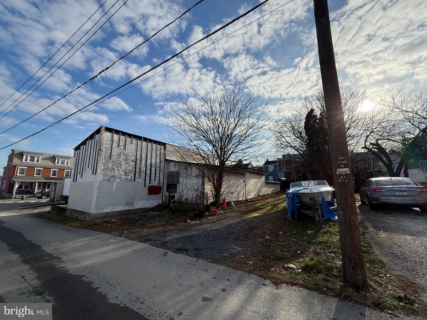 739-741 Manor St Property Photo 10