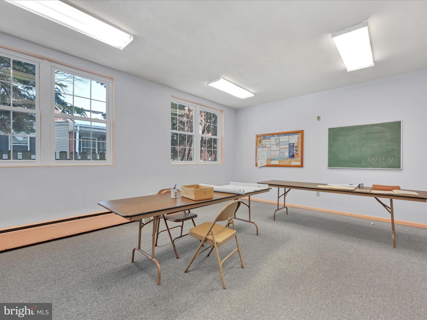 100 New Haven St Property Photo 21