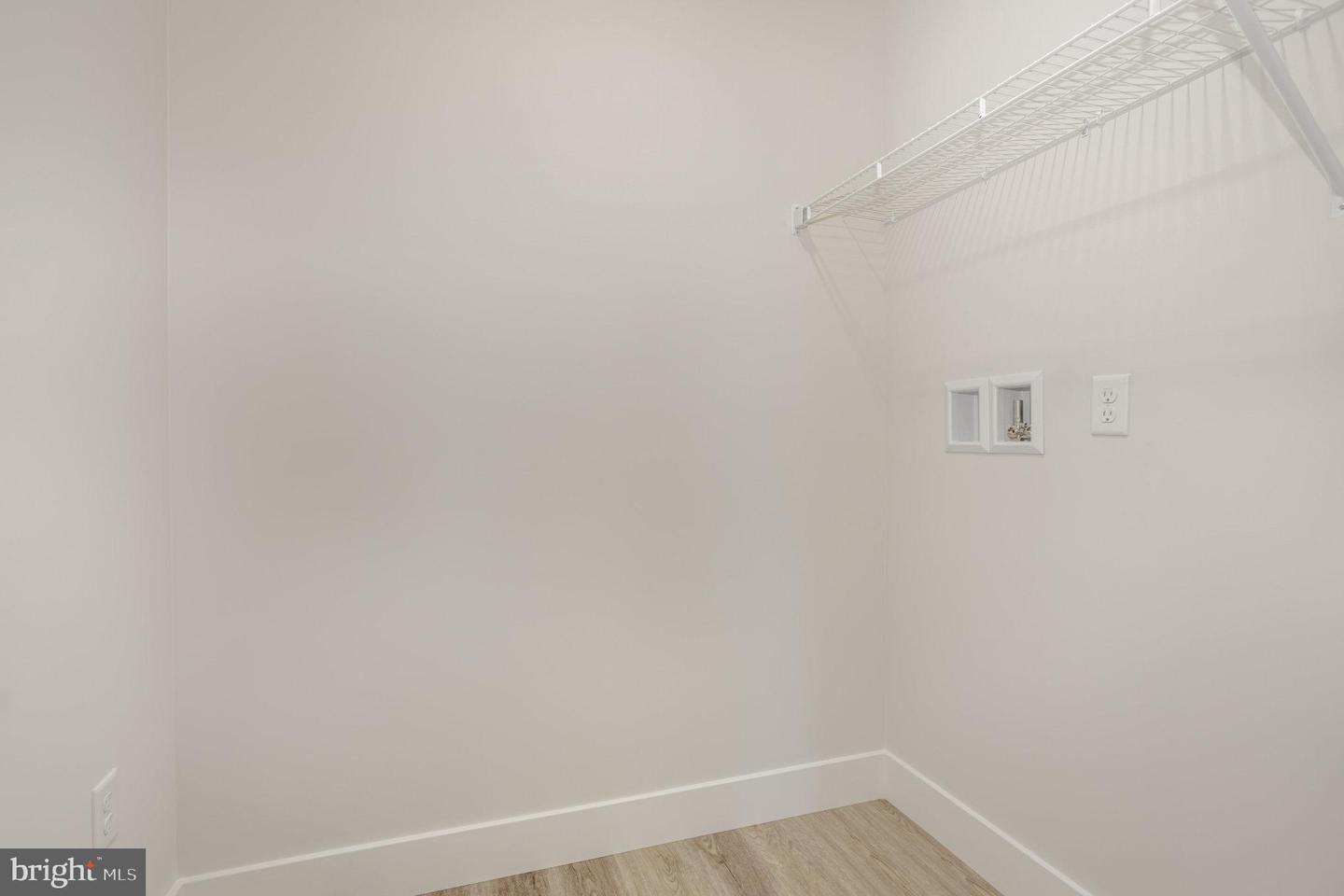 107 Sparrow Ln Property Photo 13