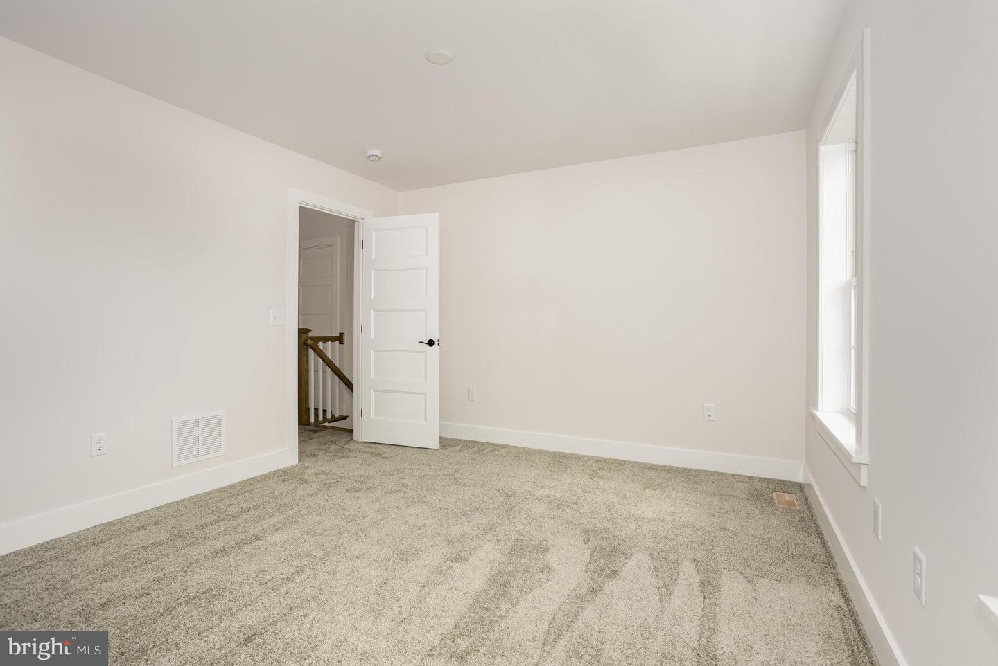 107 Sparrow Ln Property Photo 18