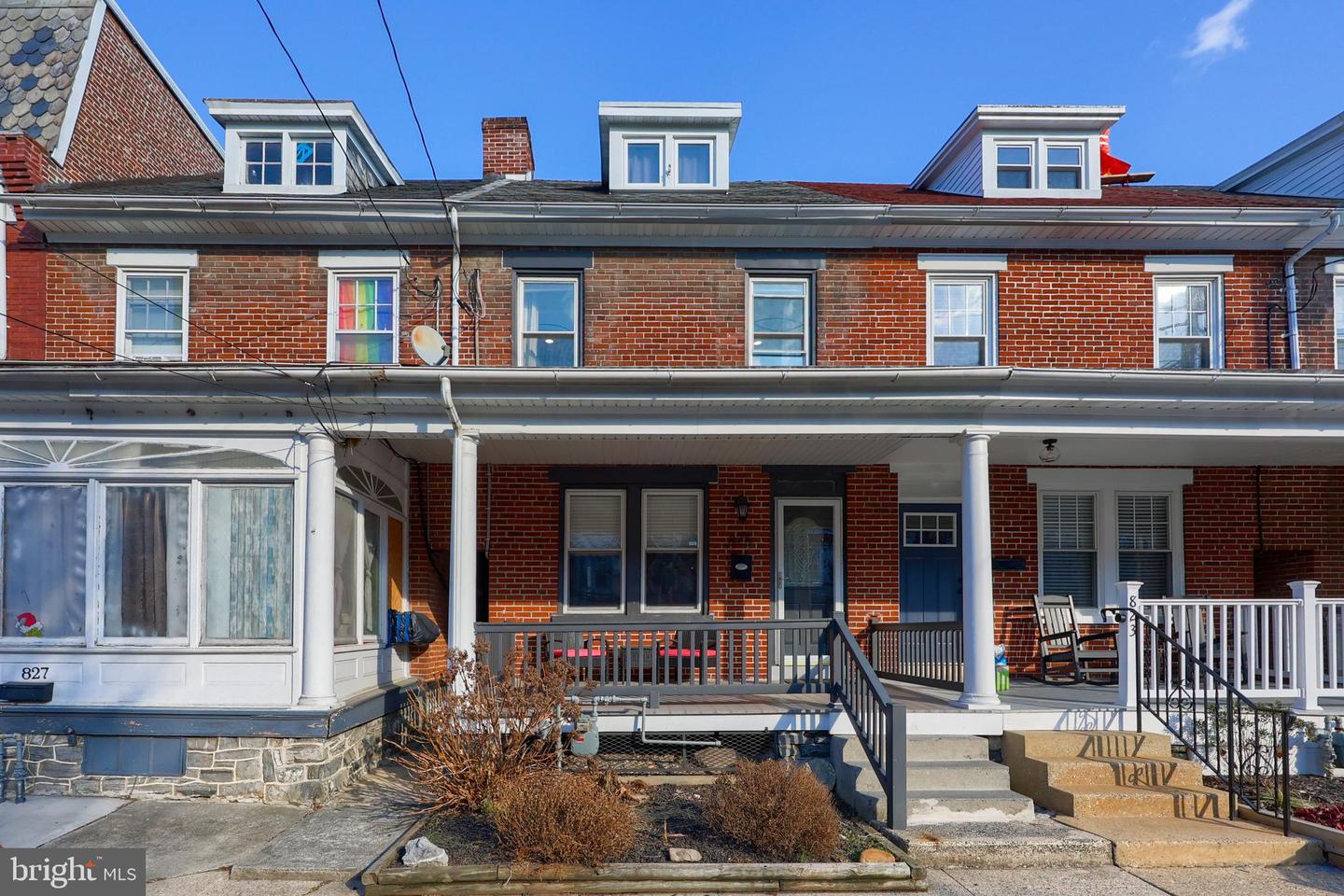 825 N Lime St Property Photo