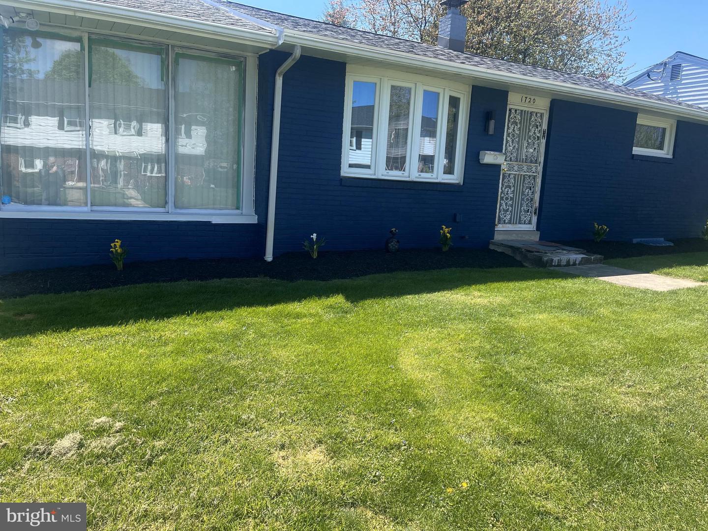 1720 Hemlock Rd Property Photo