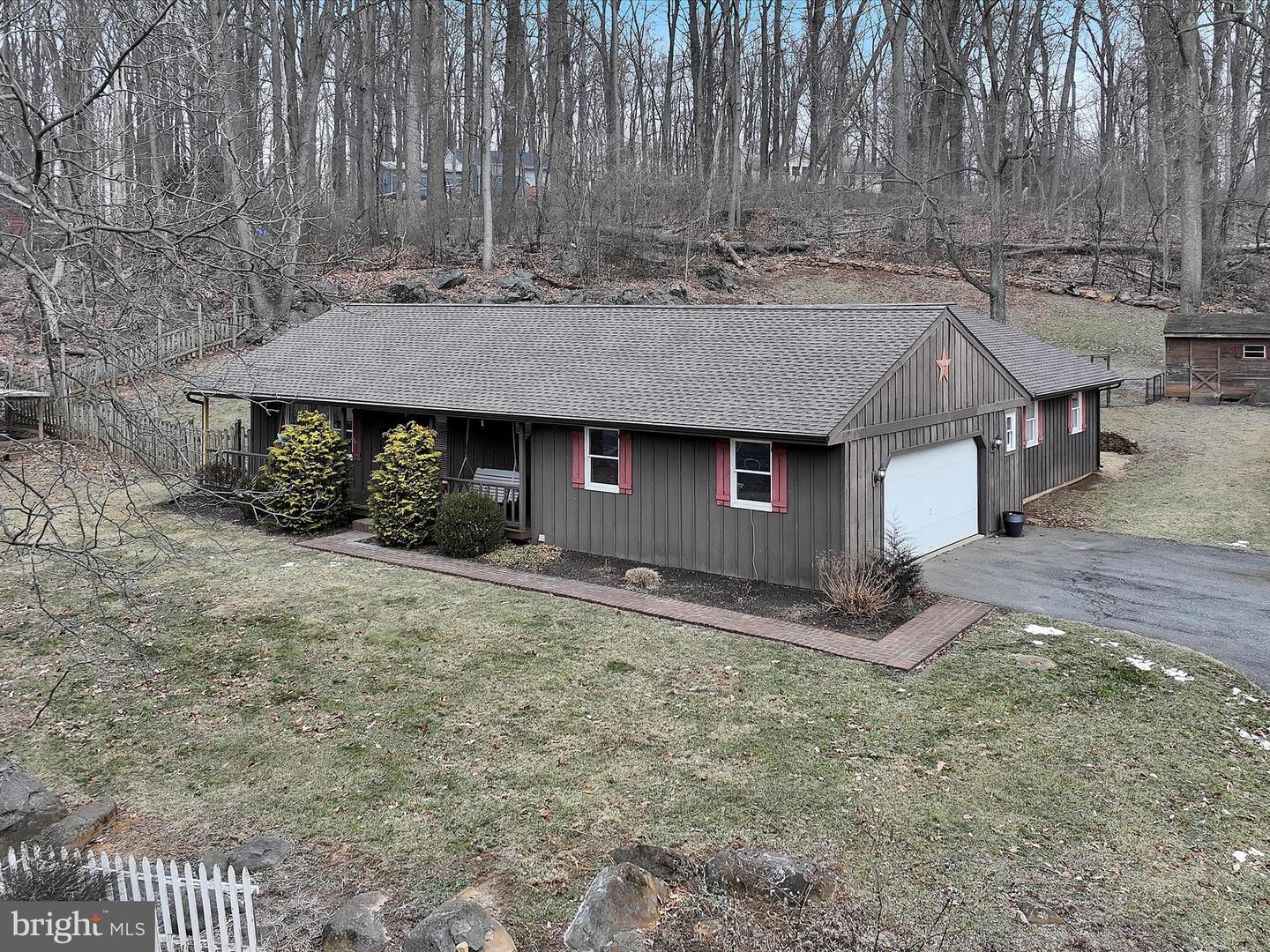 5501 Bossler Rd Property Photo