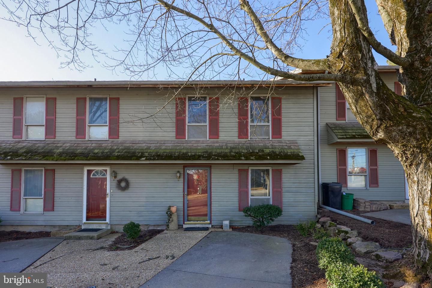 541 Cloverbrook Dr Property Photo