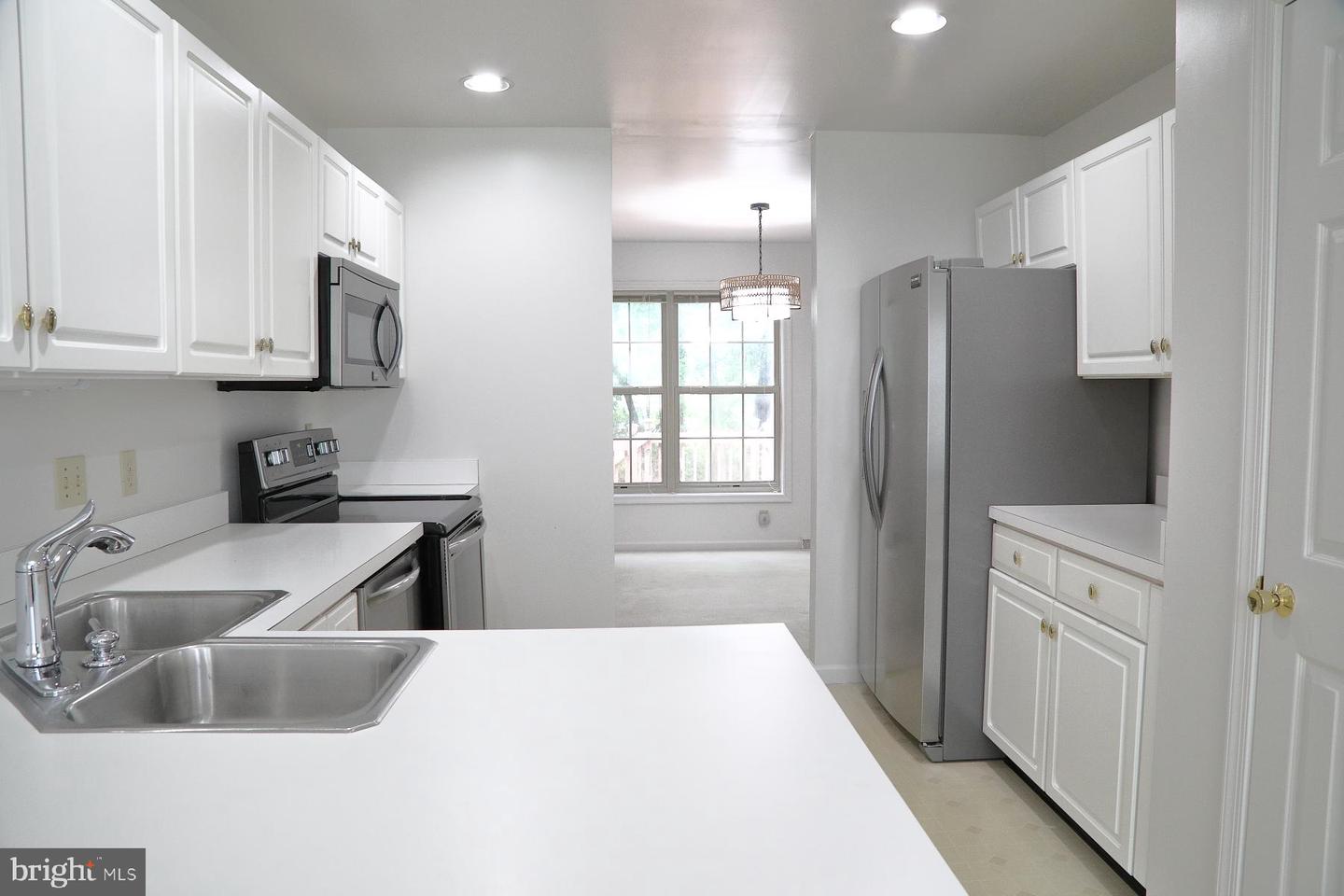 114 River Bend Park Property Photo 19
