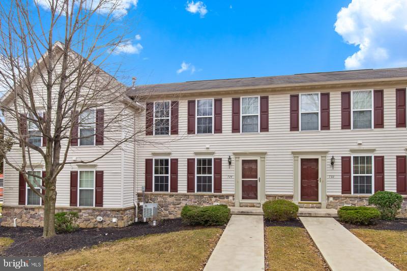 Warwick Real Estate Listings Main Image