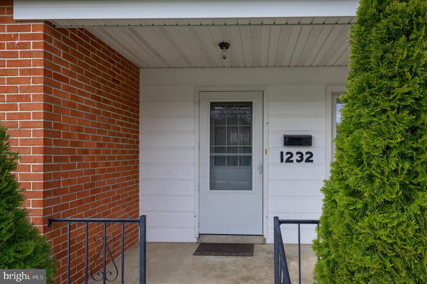 1232 Marie Ave Property Photo 11