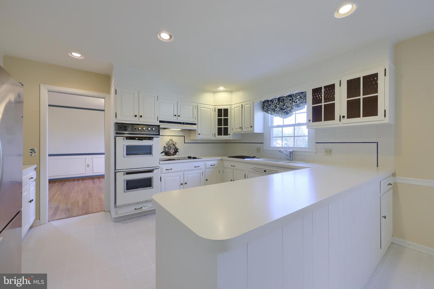 3061 Kings Ln Property Photo 16