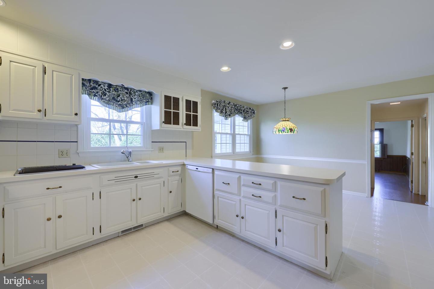 3061 Kings Ln Property Photo 17