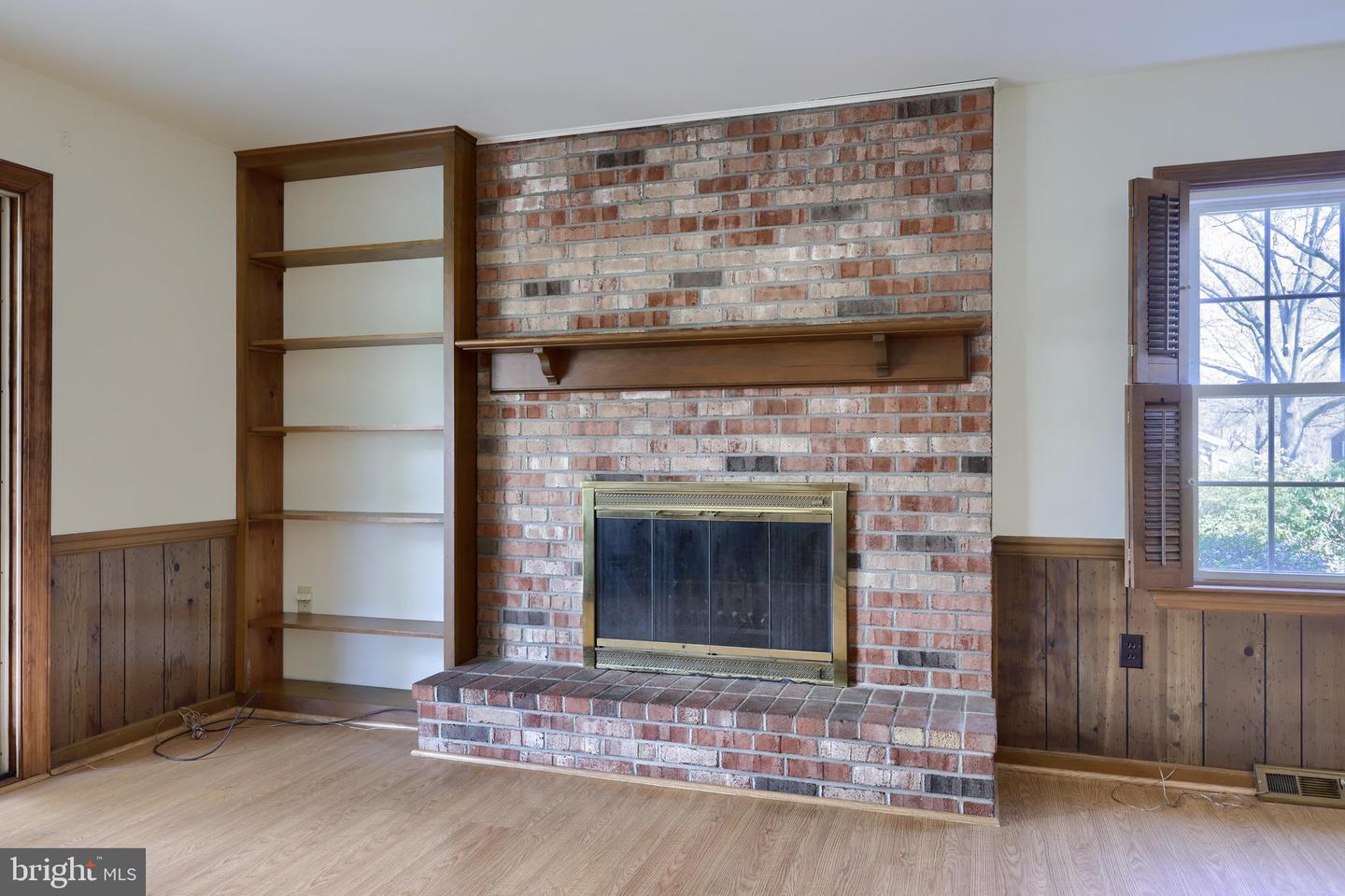 3061 Kings Ln Property Photo 27