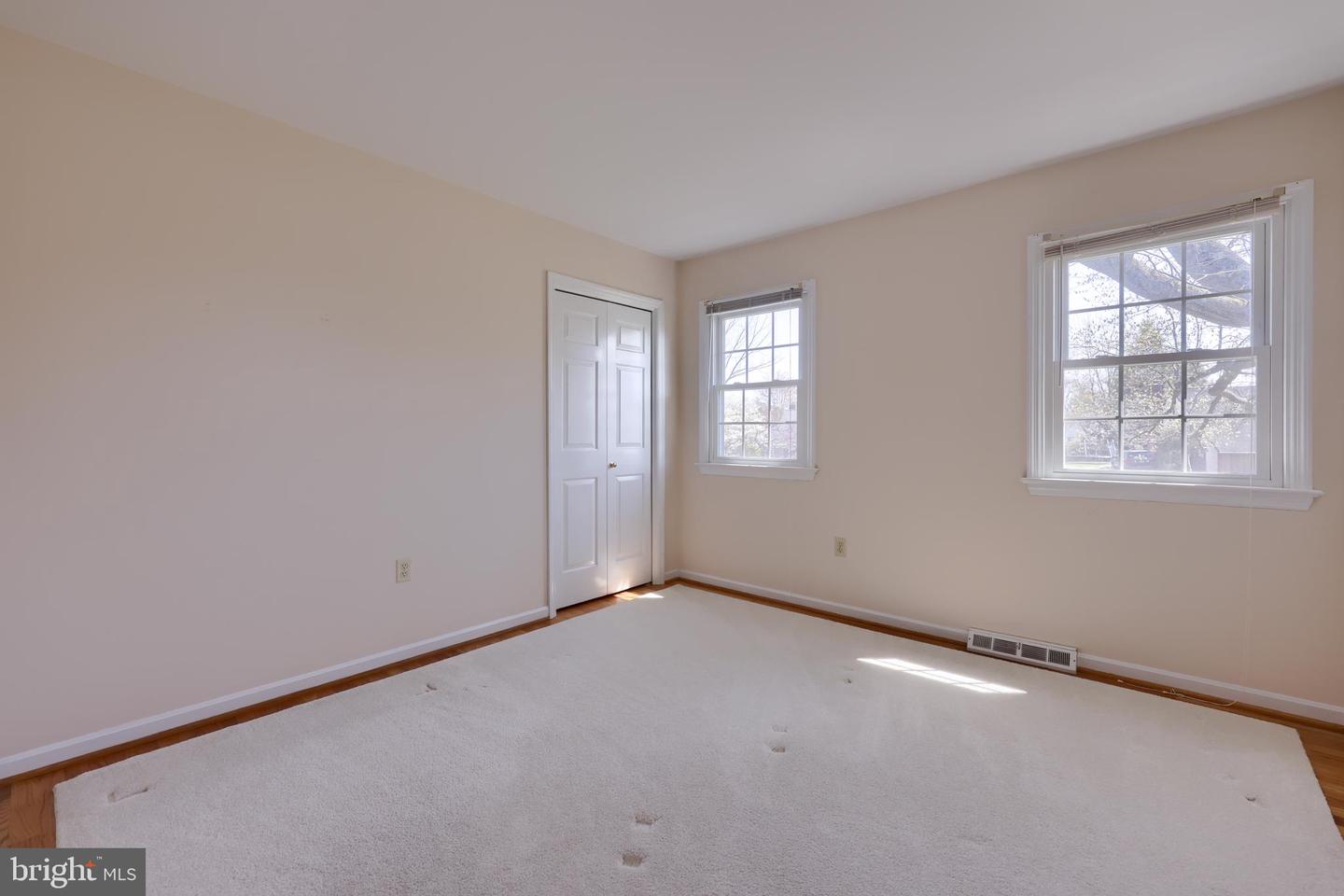 3061 Kings Ln Property Photo 39