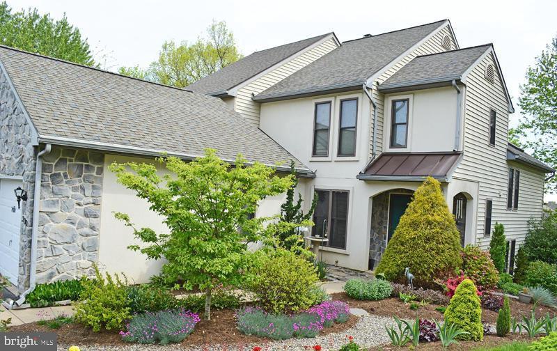 330 Windgate Ct Property Photo