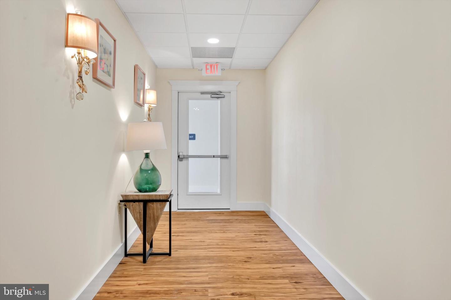 31 N Spruce St #201 Property Photo 16