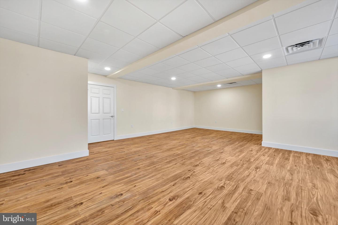 31 N Spruce St #202 Property Photo 6