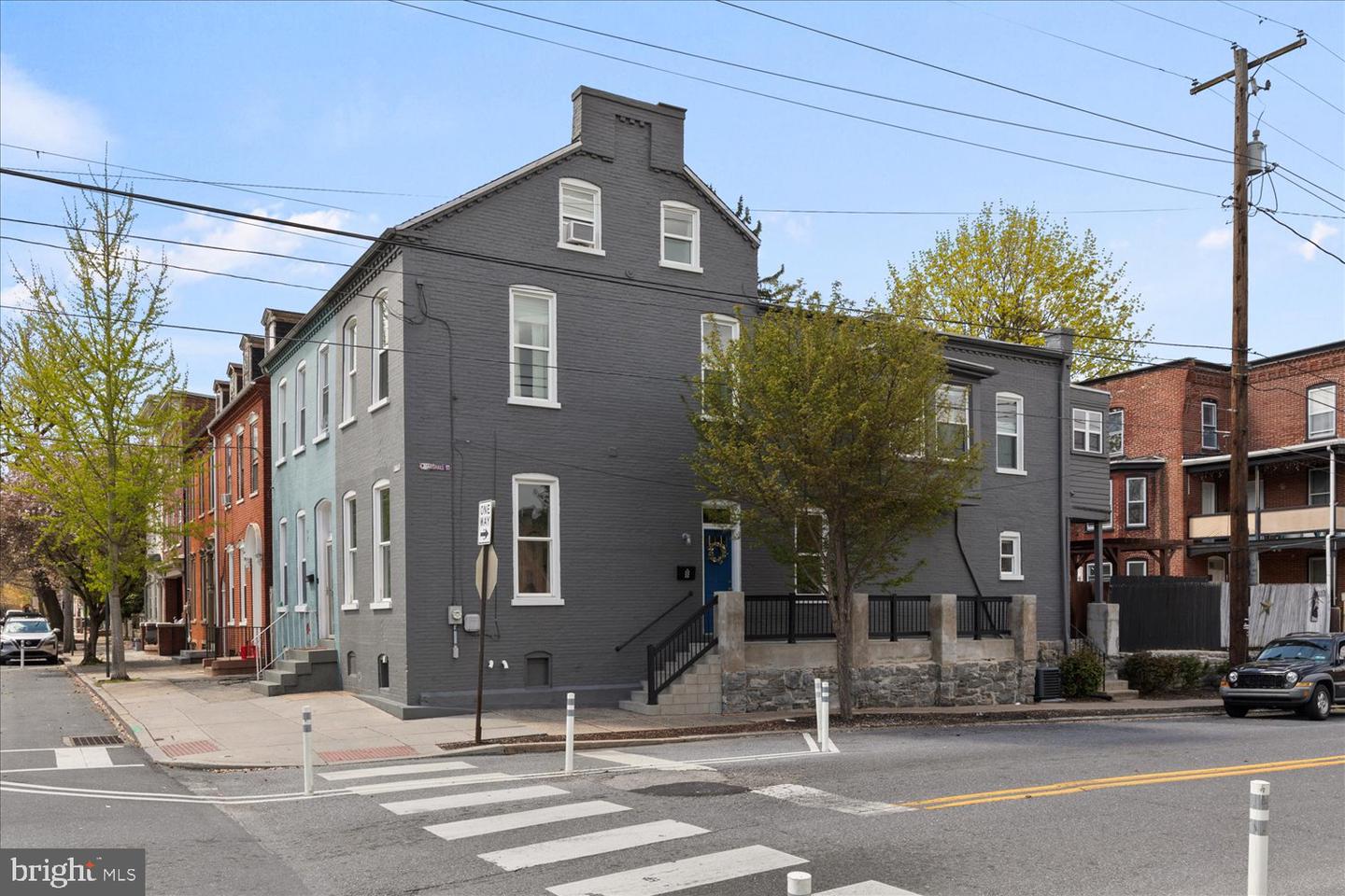 8 N Marshall St Property Photo