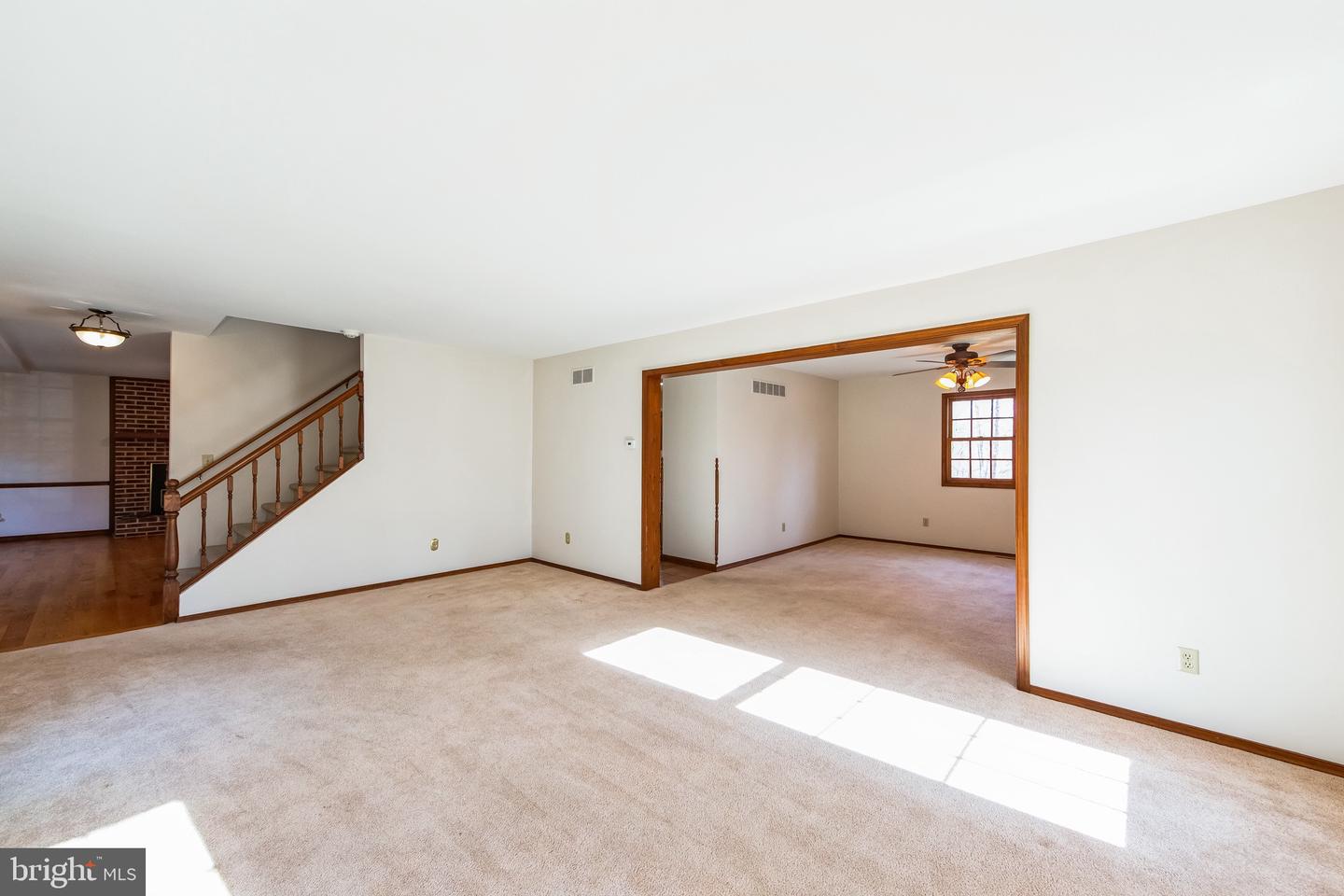 568 Friendship Dr Property Photo 4