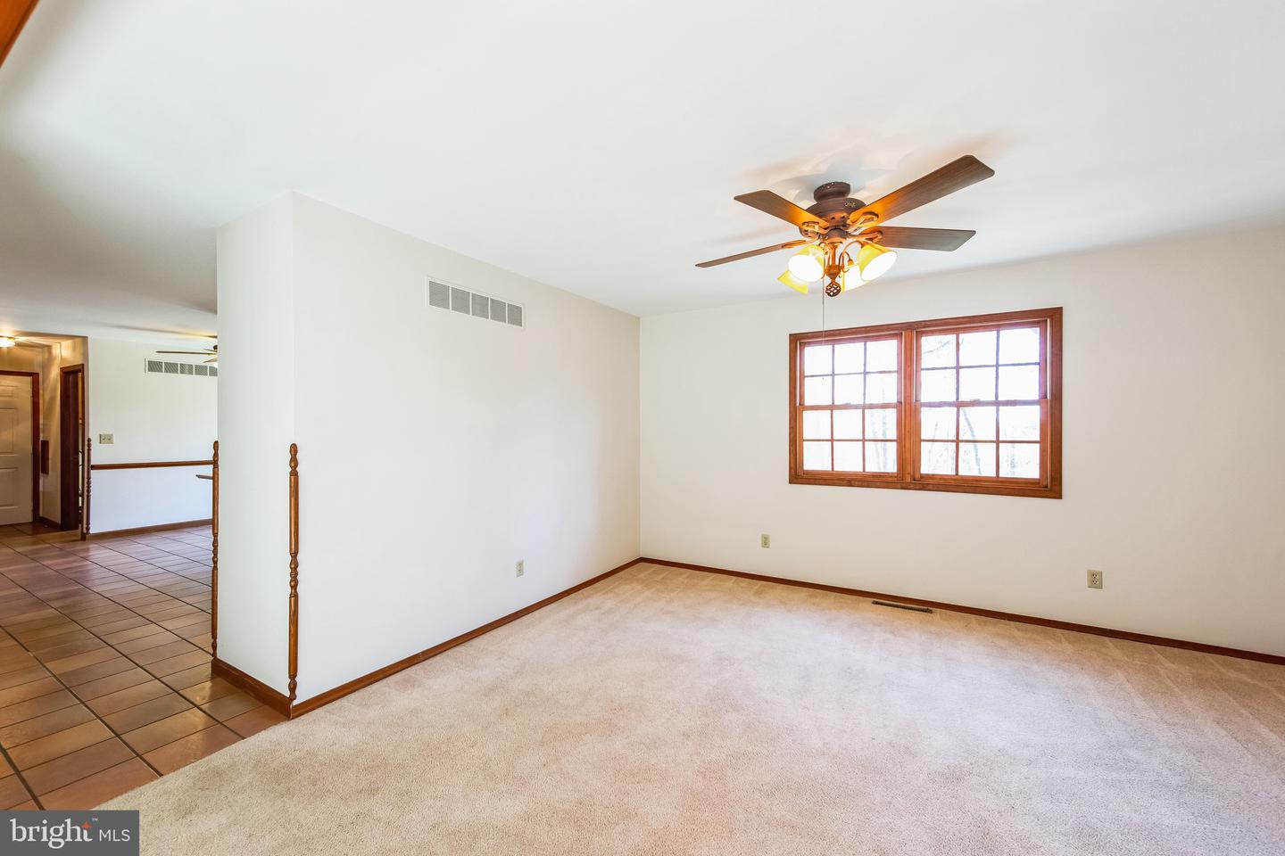 568 Friendship Dr Property Photo 5