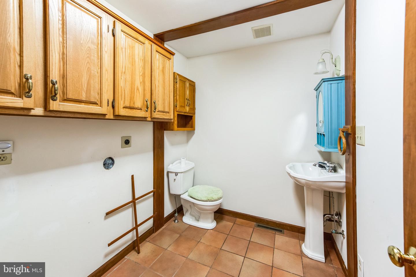 568 Friendship Dr Property Photo 10