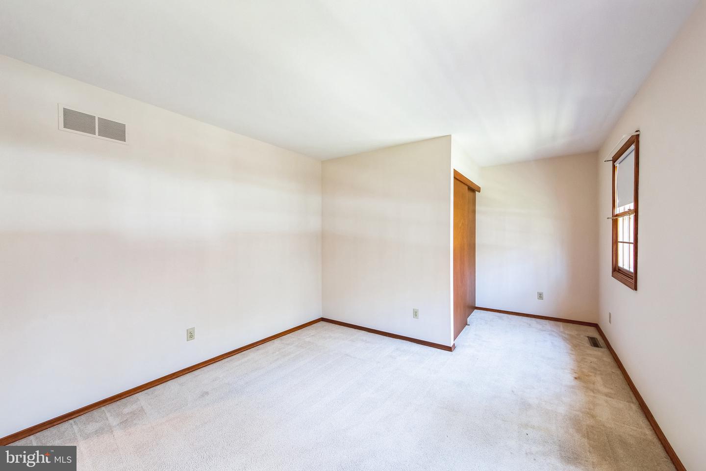 568 Friendship Dr Property Photo 22