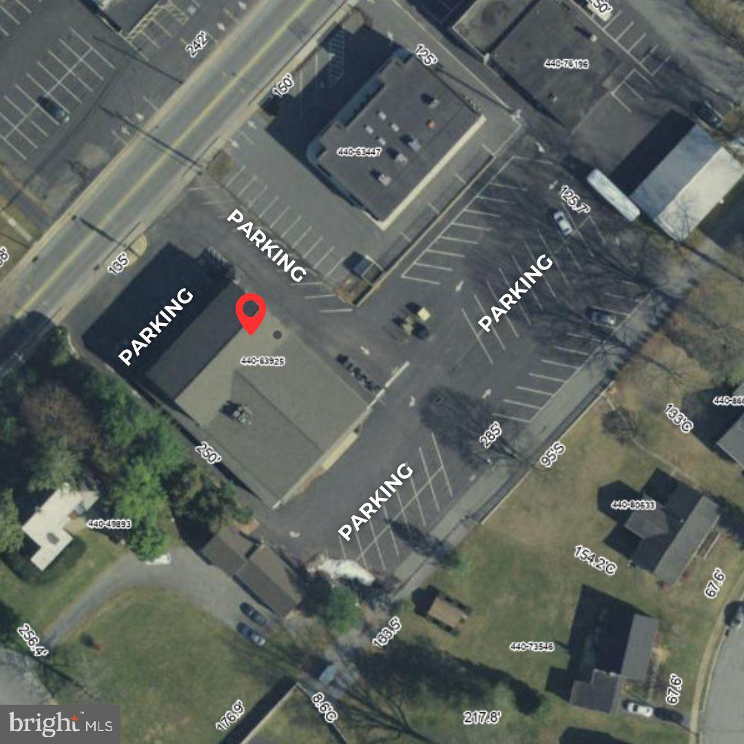 246 Manor Ave #b Property Photo 12