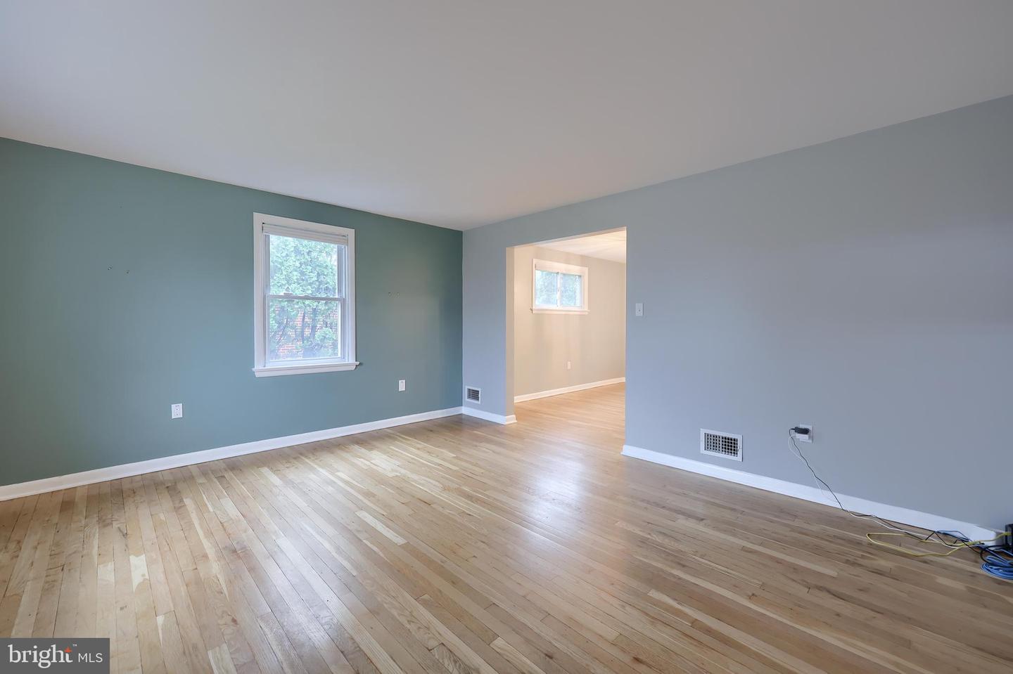 722 Emerald Dr Property Photo 7