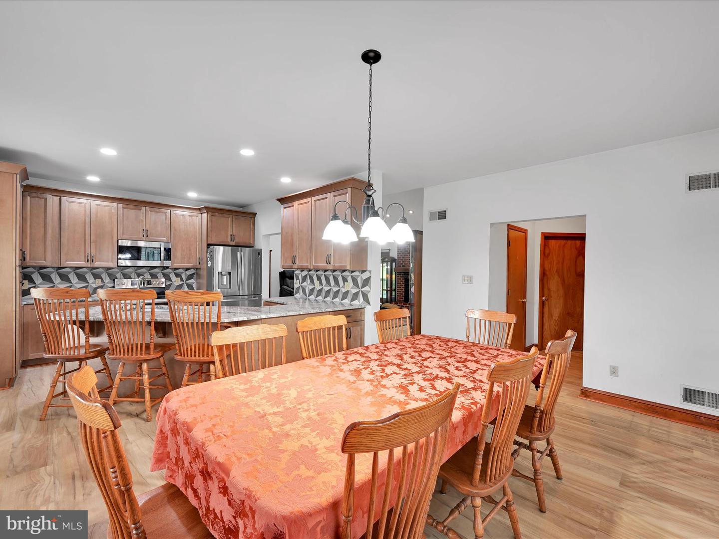 1802 Mansion Ln Property Photo 9