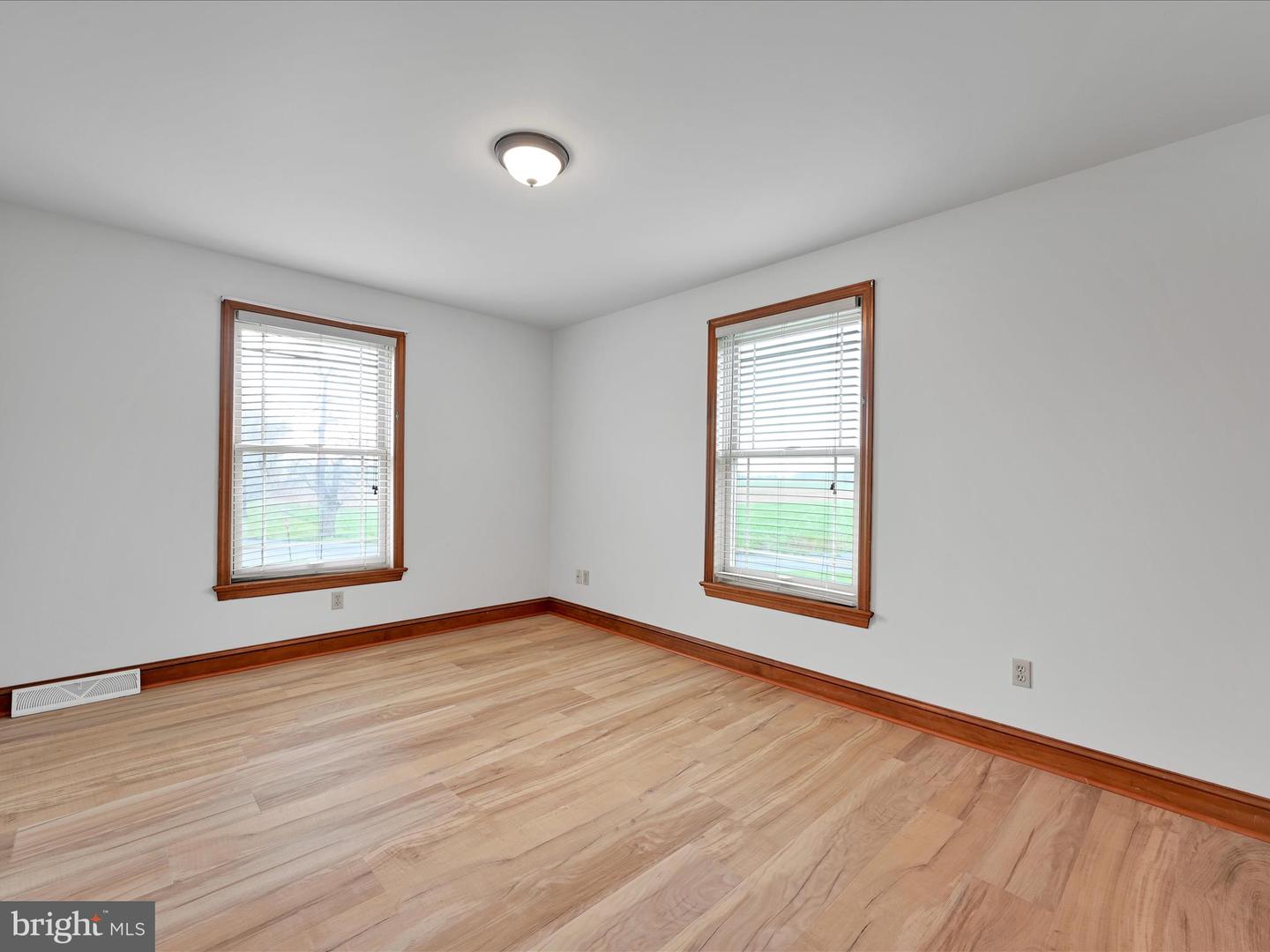 1802 Mansion Ln Property Photo 24