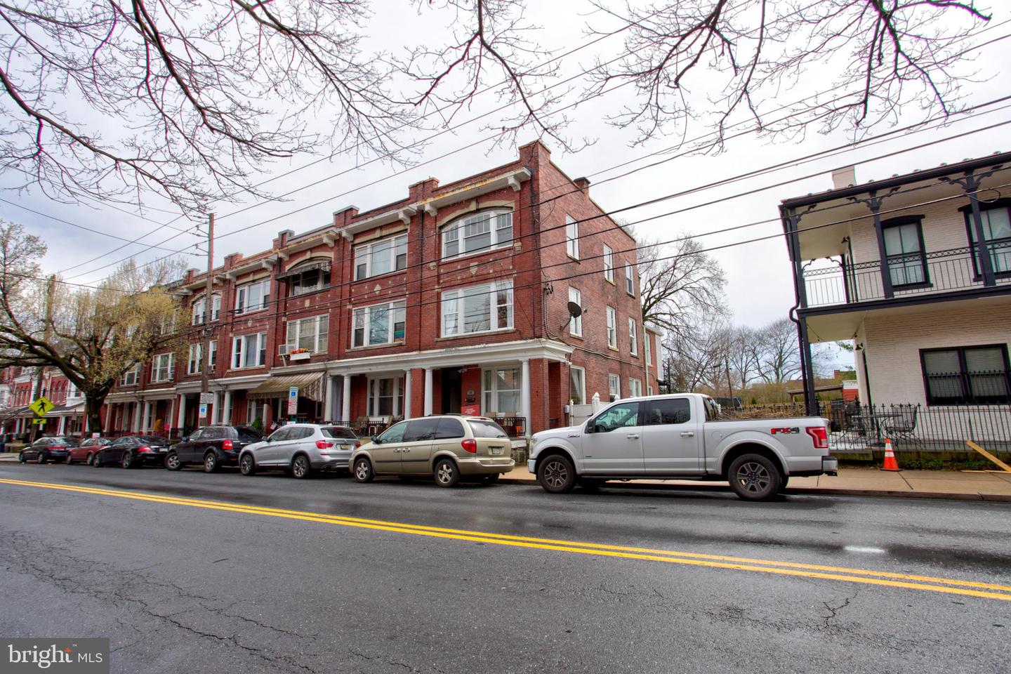 10 E James St Property Photo 3