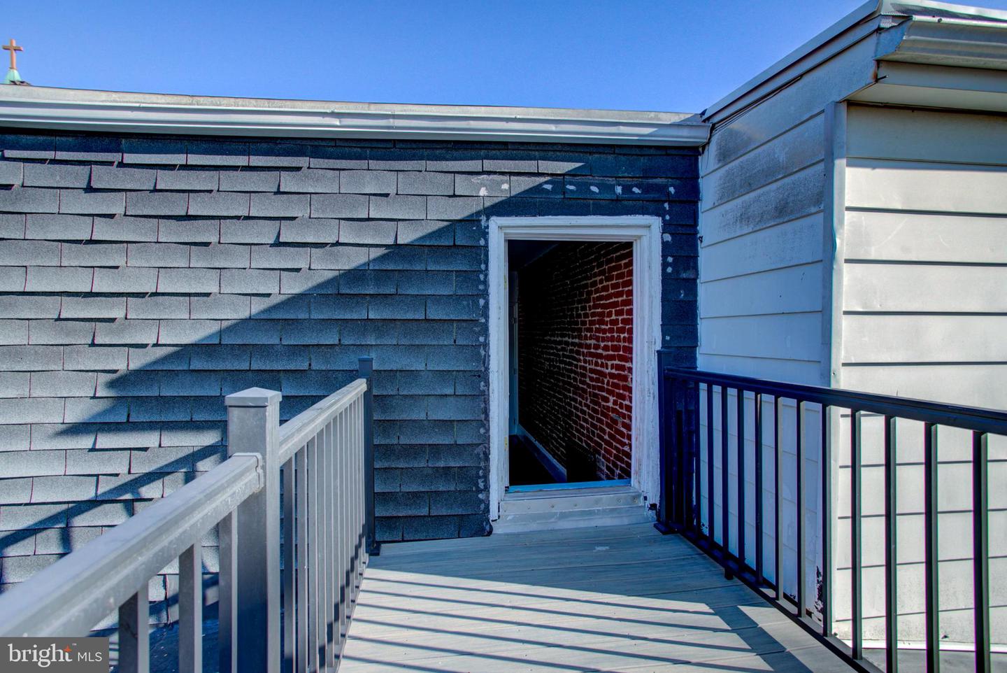 10 E James St Property Photo 65