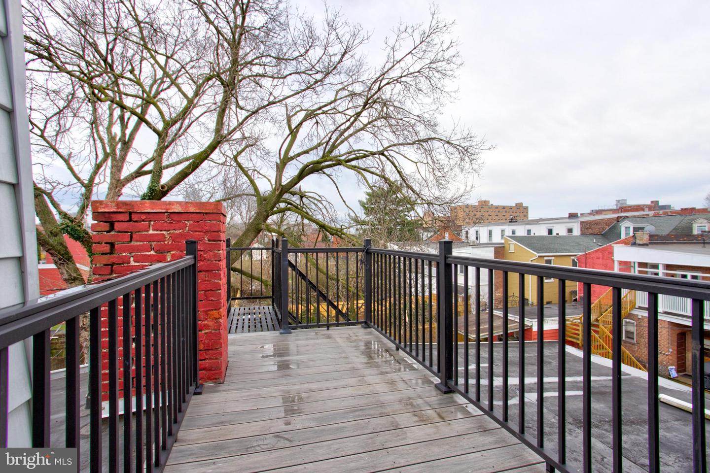 10 E James St Property Photo 66