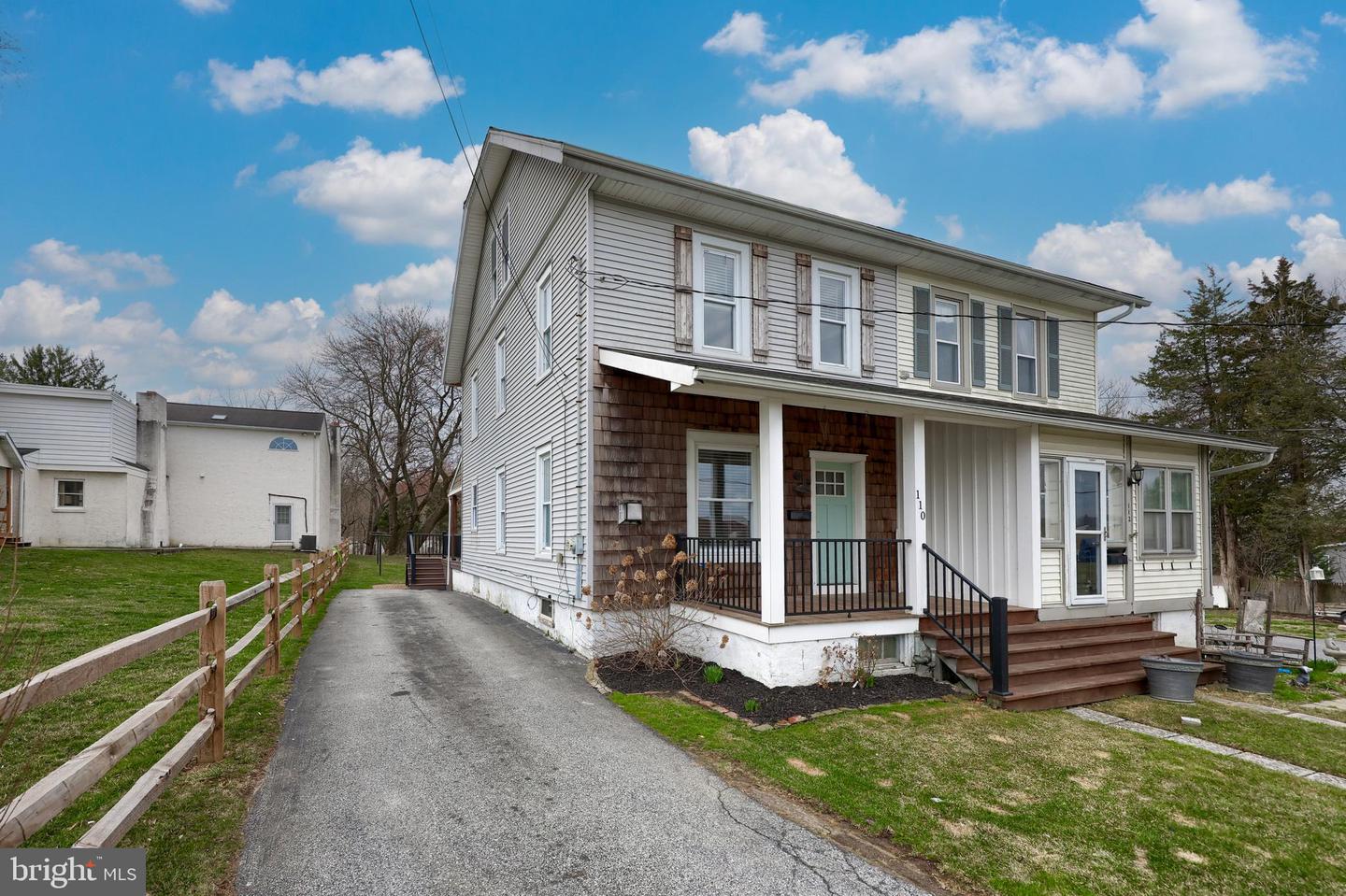 110 Broad St Property Photo