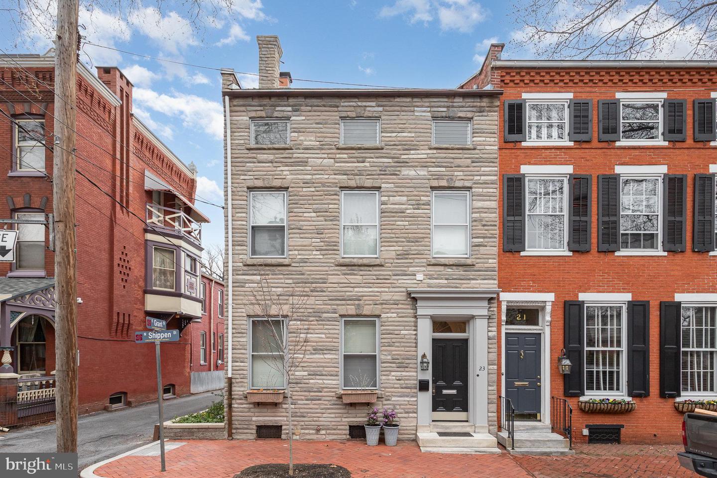 23 N Shippen St Property Photo 1