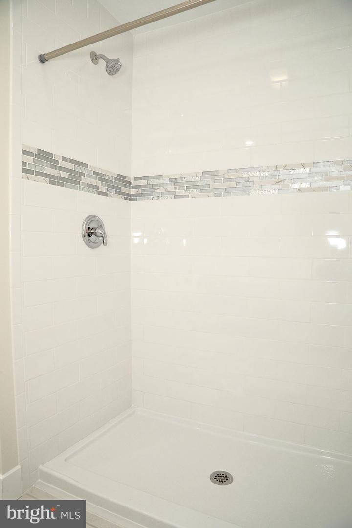 356 Copley Dr Property Photo 42