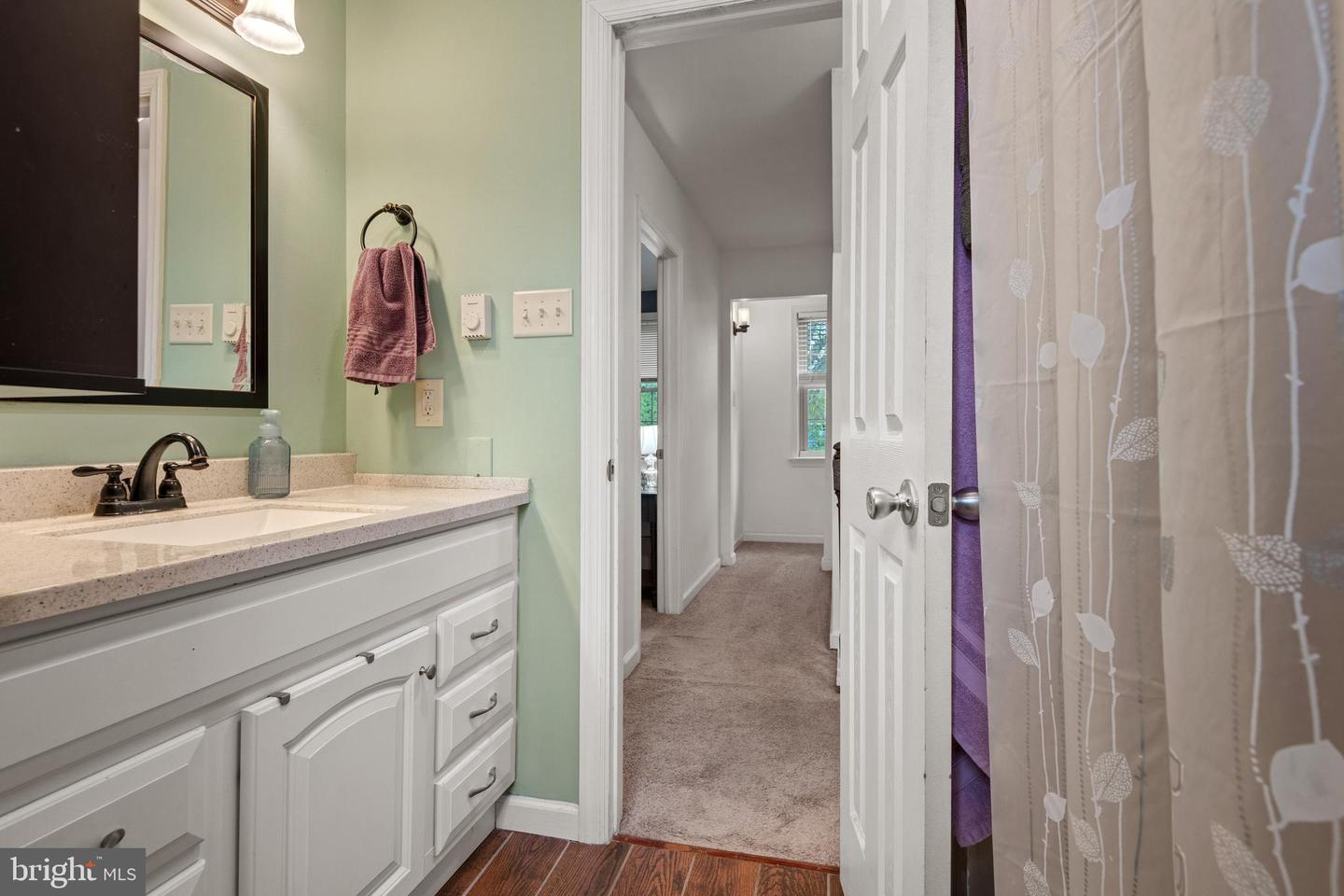 202 Fairfax Property Photo 22