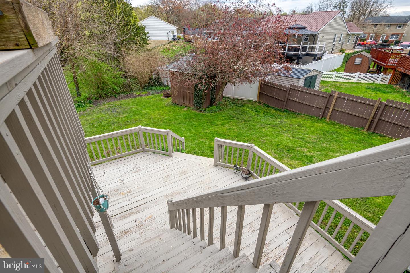 202 Fairfax Property Photo 32