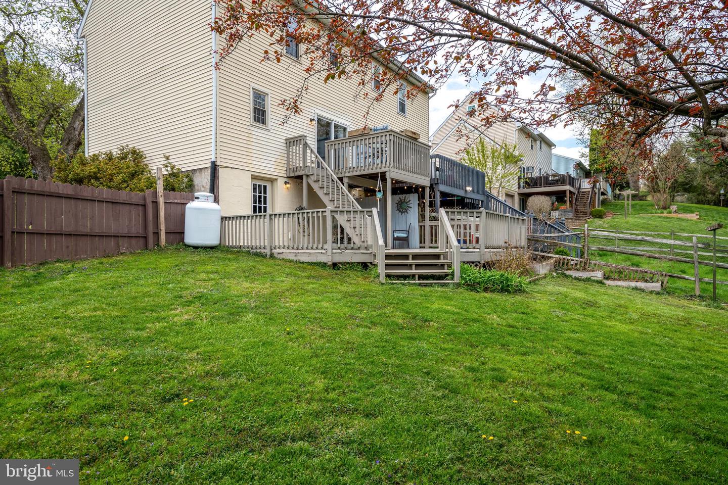 202 Fairfax Property Photo 37