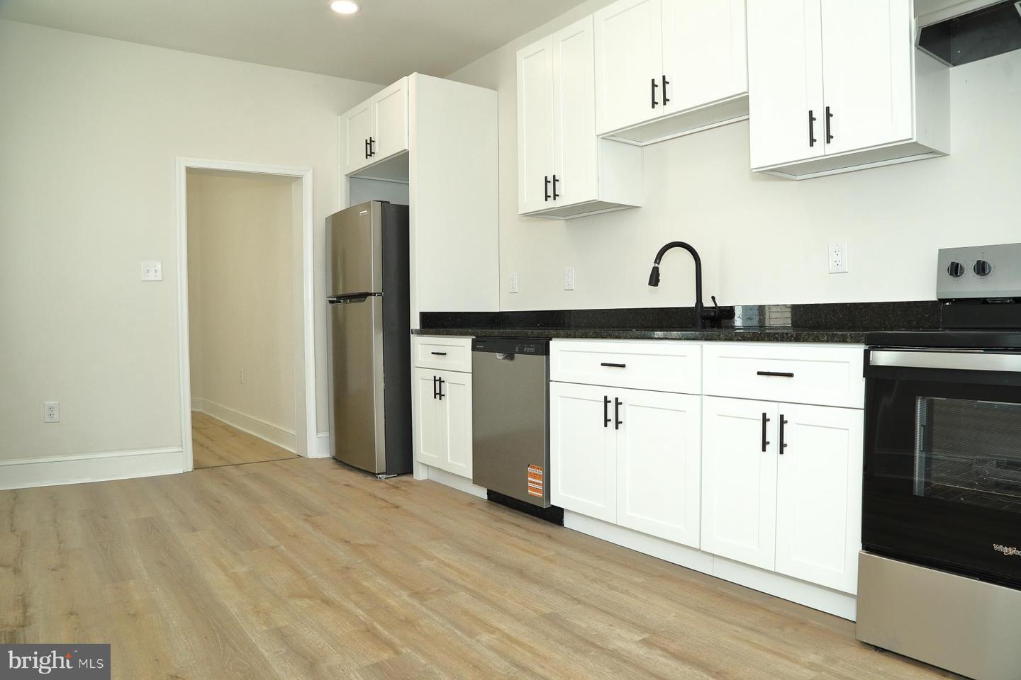 666 Saint Joseph St Property Photo 12