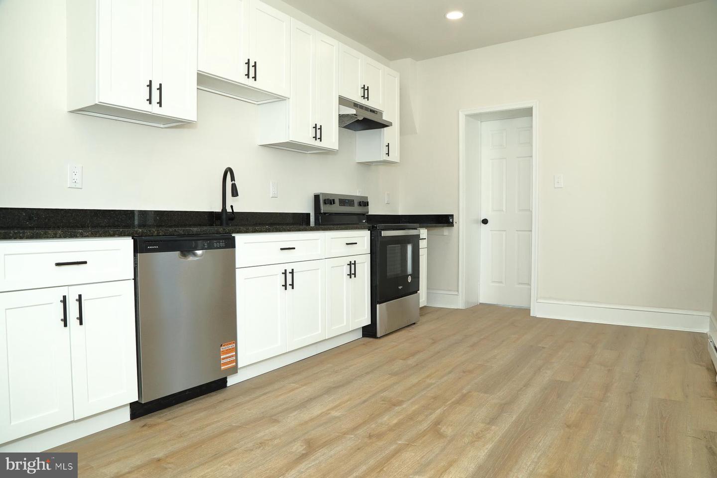 666 Saint Joseph St Property Photo 13