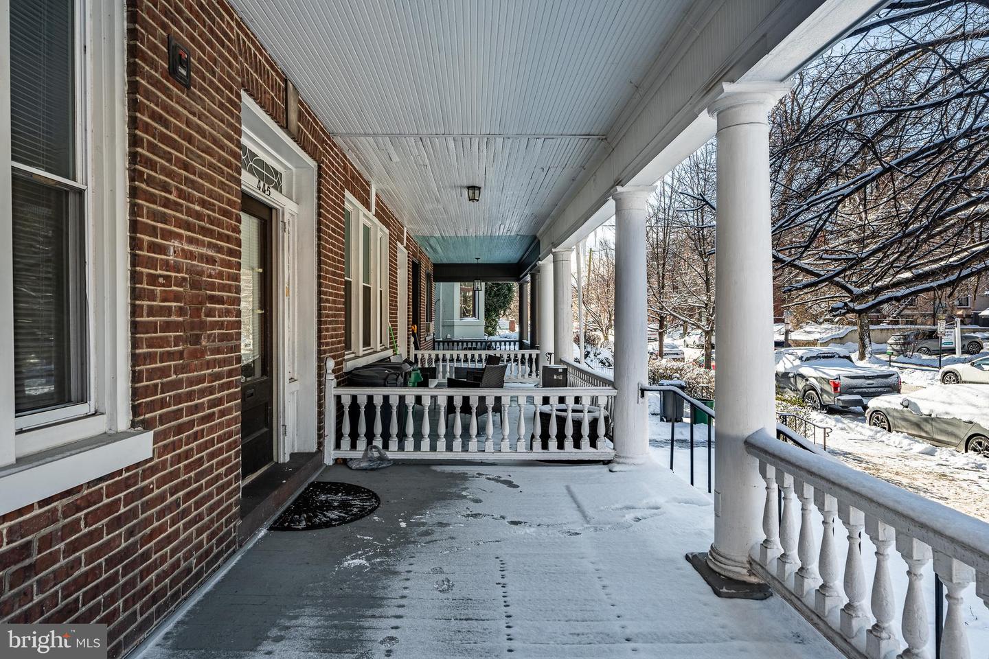 445 N Duke St Property Photo 4