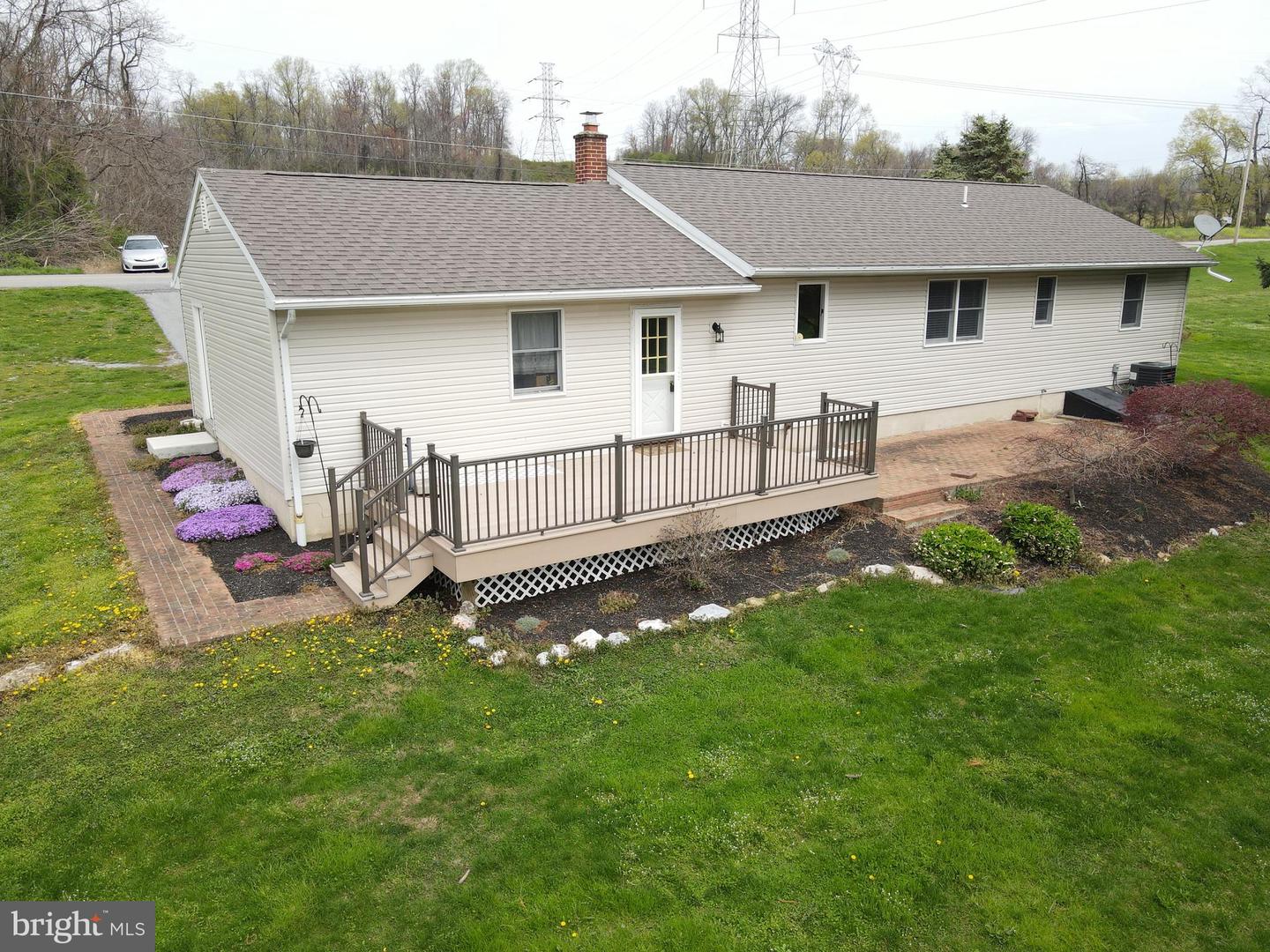 1323 Keener Rd Property Photo 7